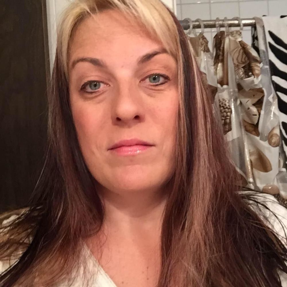 Meet your Posher, Casandra